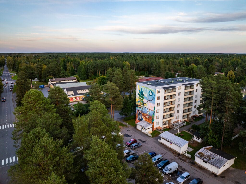 The Oulu2026 mural of 2024 is located in Myllyoja. Photo: Toni Pallari