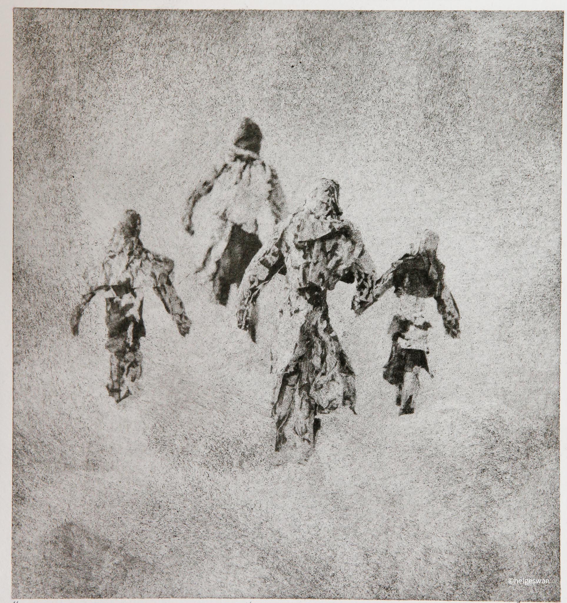 Markku Joutsen / Family of four searching in winterchaos