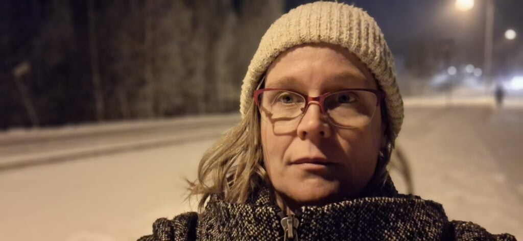 Kuvassa Riikka Vuorenmaa, kuvaaja Karoliina Paatos.