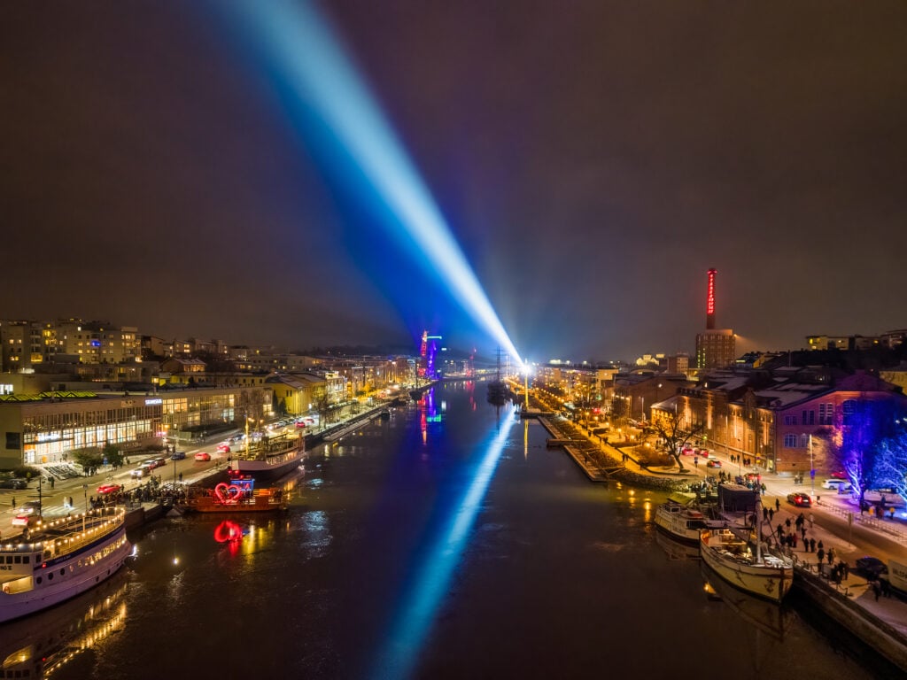 Turun Aurajoen kulttuurirantaa.