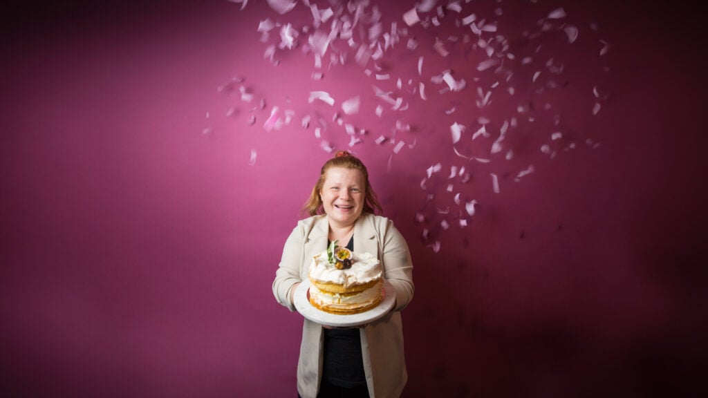 Mammun Hyväkakun yrittäjä Ruusa-Mari Höyhtyä