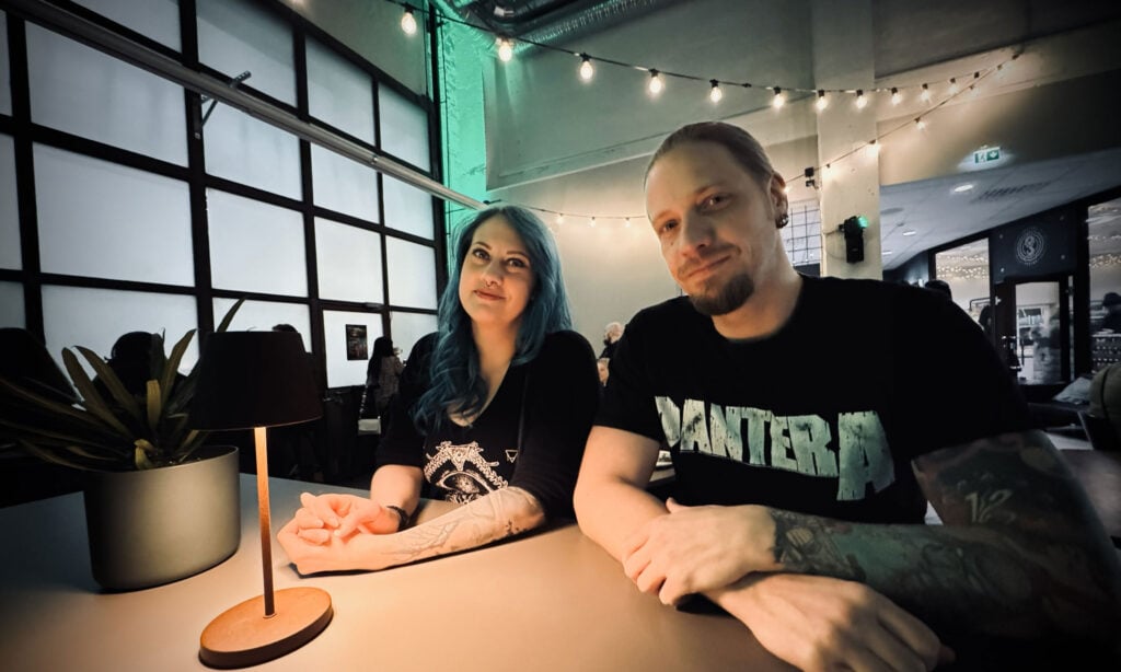 Lea Saari ja Ari Kokko ovat olleet alusta asti mukana Metallikauden ideointiryhmässä. Lean mukaan ryhmässä on tilaa villeillekin oivalluksille.