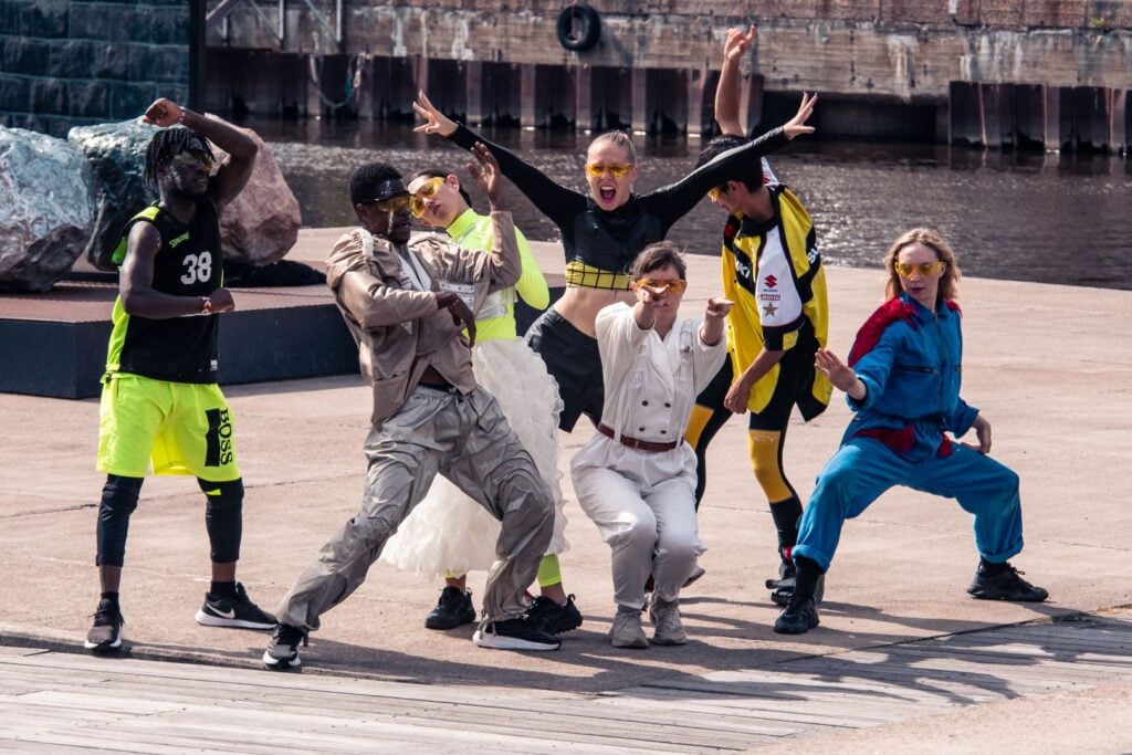 Karoliina Loimaala / Dance performance CHARGE, 2024 Helsinki / Image by Miikkael Kukkula