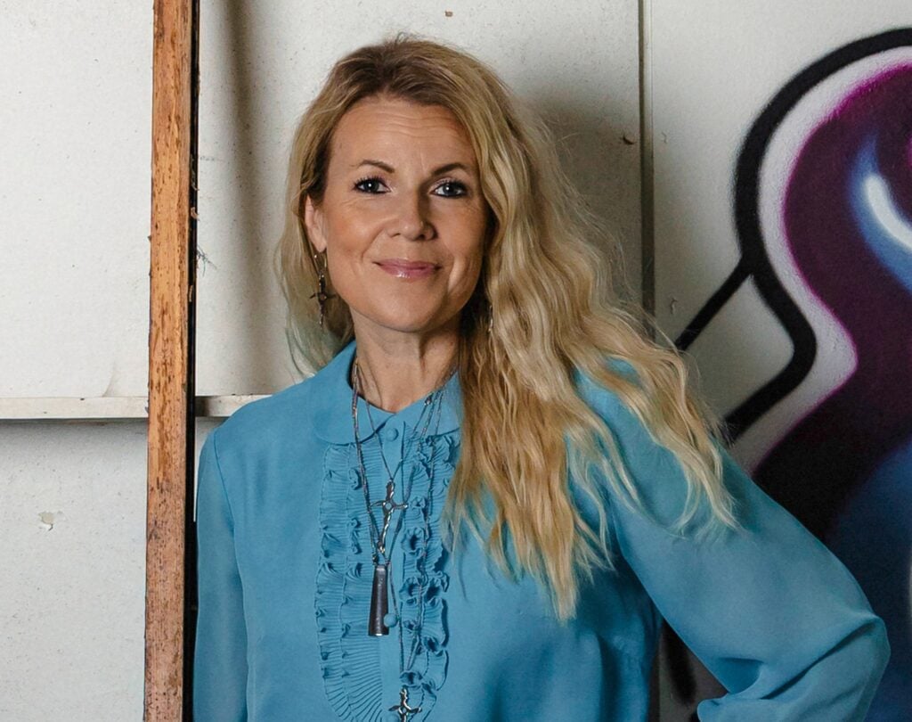 Valokuvaaja Marjo Koskenkorvan valokuvissa valo, luonto ja ihmisyys kietoutuvat yhteen tavalla, joka pysäyttää katsojan hetkeksi hiljaisuuden äärelle. Kuva: Mikki Myllylä