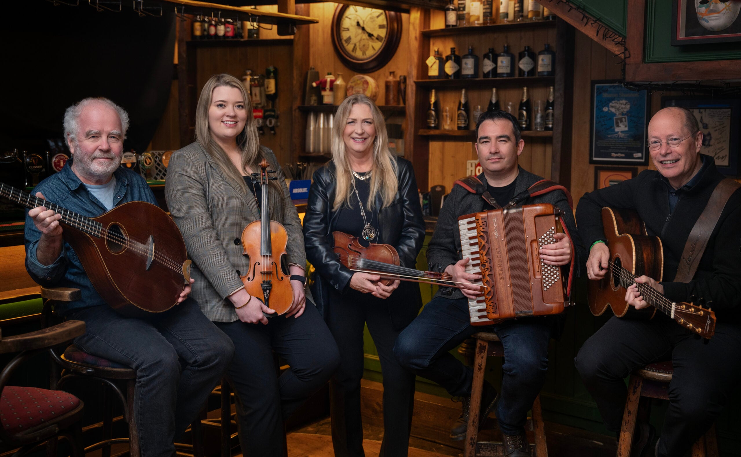 Altan, with An Chead Ghlúin Eile, 27.9. klo. 15:00 Oulun Tuomiokirkkossa, photo by Altan