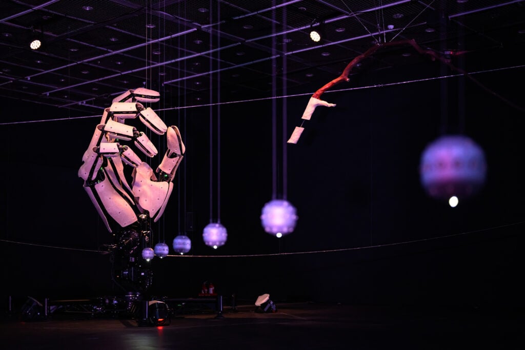 LuxuryLogico / Kinetic Installation / Space 201 / Image © MoCA Taipei 2025 ANPIS FOTO