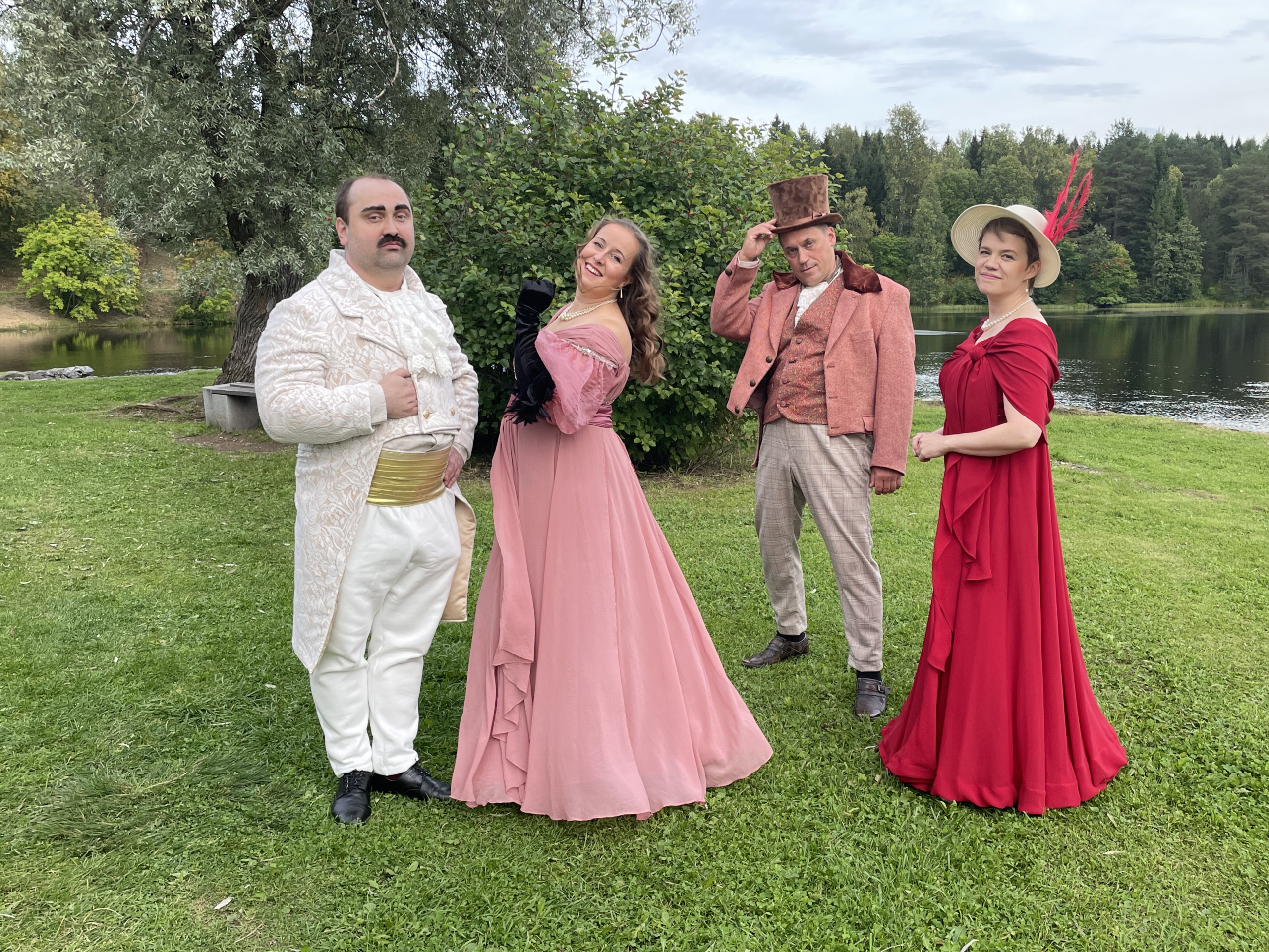 Mykkä serenadi. Kuva: Elina Bräysy